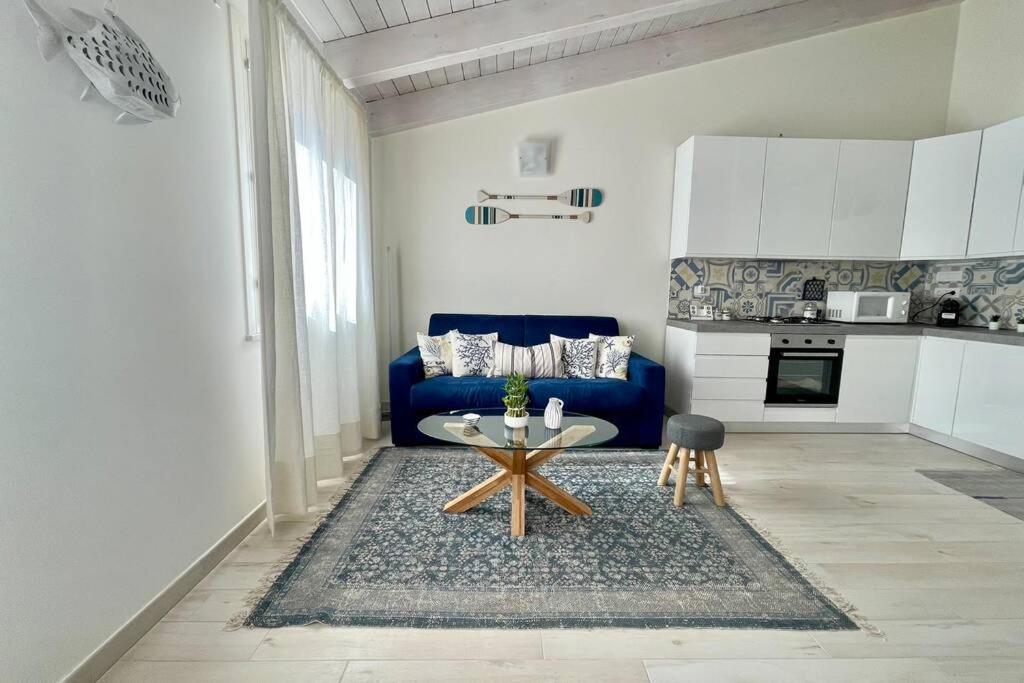 Free Private Parking, New Apartment Алгеро Екстериор снимка