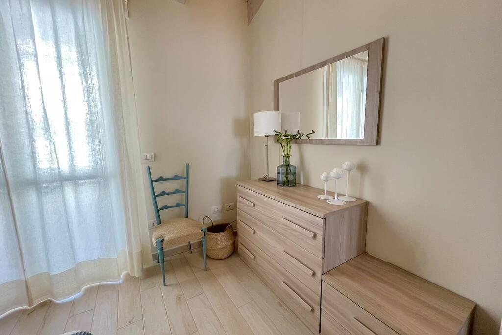Free Private Parking, New Apartment Алгеро Екстериор снимка